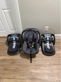 Uppa Baby Mess Car seat & Bases