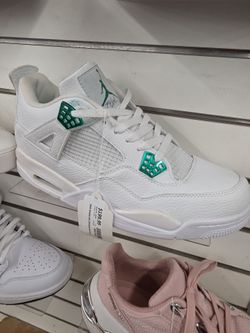 Retro 4 size 11
