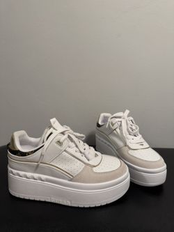 Ladies Sneakers- Brand New