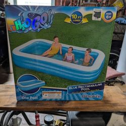 H20GO Brand New In The Box 10 Ft Long Kids Swimming Pool