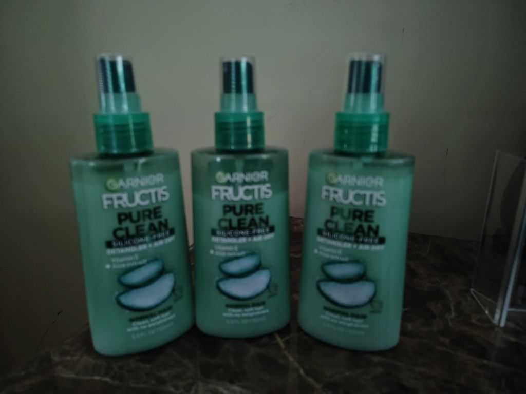 NEW 👍👍👍 SELLING For $5.00 Each. 5oz Spray For Your Hair. See ALL PHOTOS, Cash Pickup Only