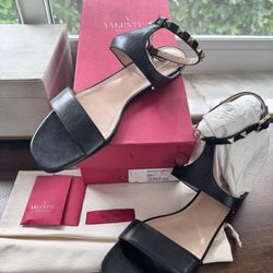 Valentino Black Leather Rockstud Ankle Strap Flat Sandals Size 39.5