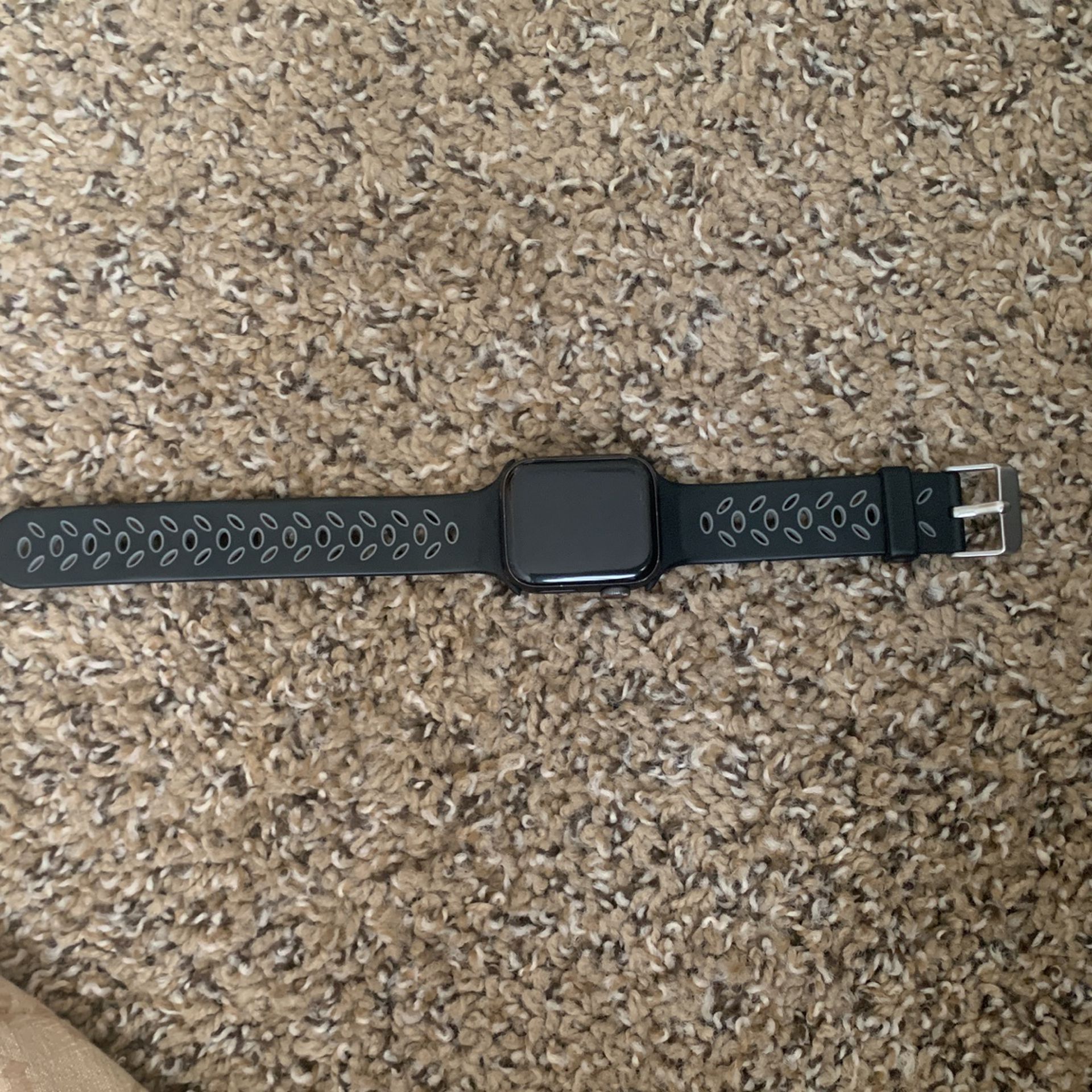 Series 5 41 mm Apple Watch 