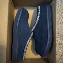 UGG Tazman Slipper - Navy - Size 5