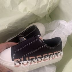 Toddler Burberry Shoes Never Worn 