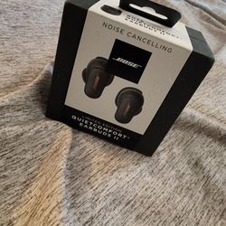 Bose QuietComfort Ultra Earbuds + Case