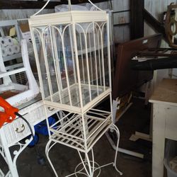 Wrought Iron Edigere Display