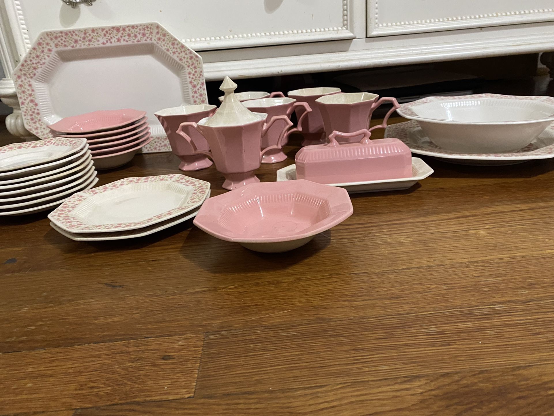 Vintage Independence Ironstone by Interpace NKT Japan 28 Piece Dishes
