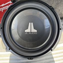 JL Audio 12”s And 1000watt Amp 