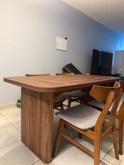 Table with chairs