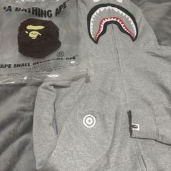 bape hoodie