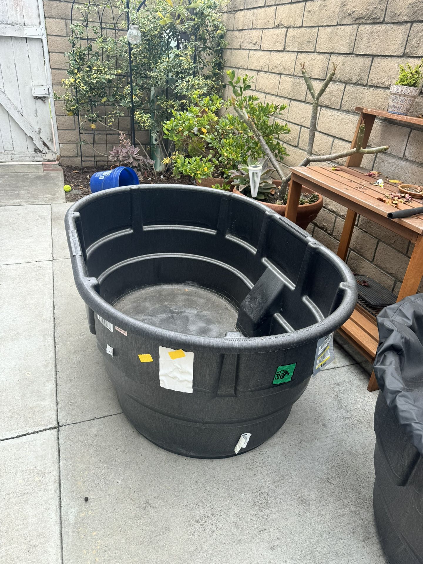 Ice Plunge Bath Water Tank Rubbermaid