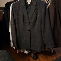Women’s Suit