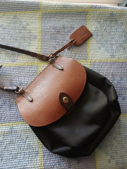 Vintage Dooney & Bourke Saddle Crossbody Bag