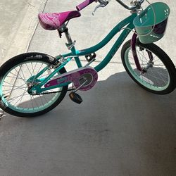 Schwinn Girls Bike - 18 Inch 