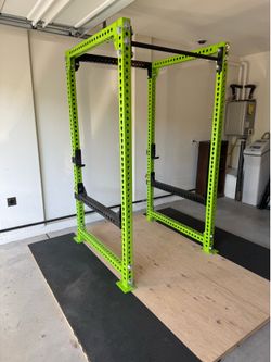 Rogue RM-4 Monster Rack w/ accessories