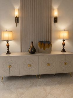 Two lamps each $50 and both vases