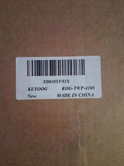 Brand-new KEYOOG engine water pump kit, model KOG-TWP-4105 / AW4105, with gasket.
It fits Ford 4.2L V6 applications, including:
1997–2008 Ford F-150
1