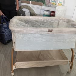 Brand new bassinet