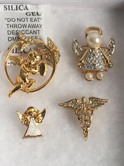 PRETTY RHINESTONE ANGEL BROOCH PIN LOT 🌸🌸 ALL FOR $27