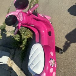 Minnie Ride On