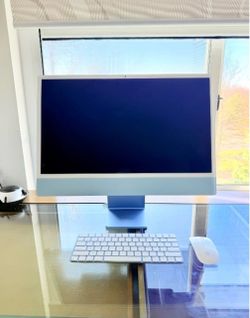 iMac 24 in blue