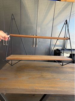 Wall shelf