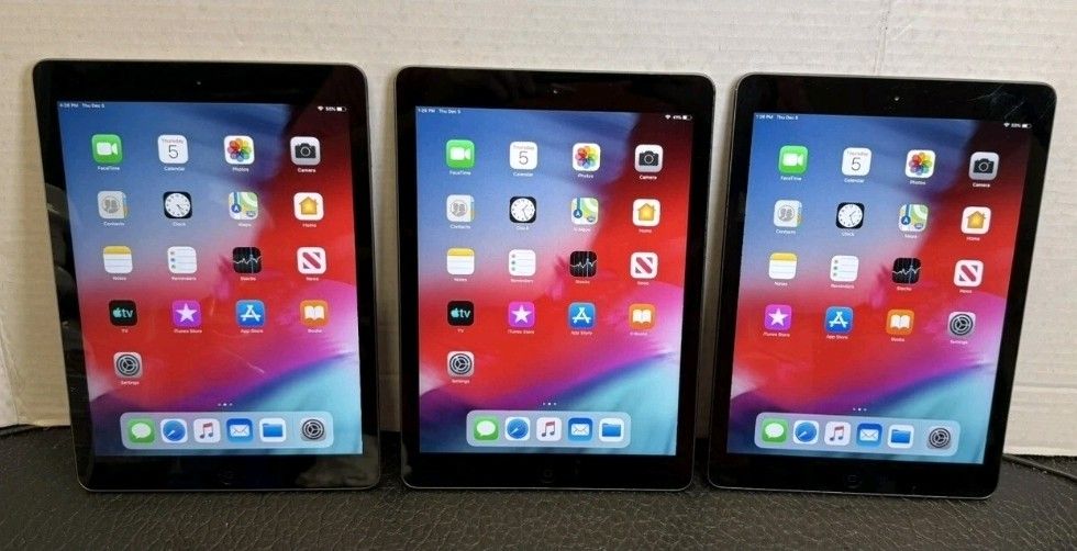 APPLE IPAD AIR (EACH $140)