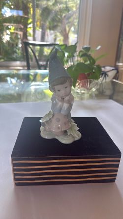 Golden Memories by Lladro