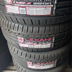 Lexani LXUHP-207 235/45/19 -40,000 mile tire