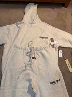Essentials Set