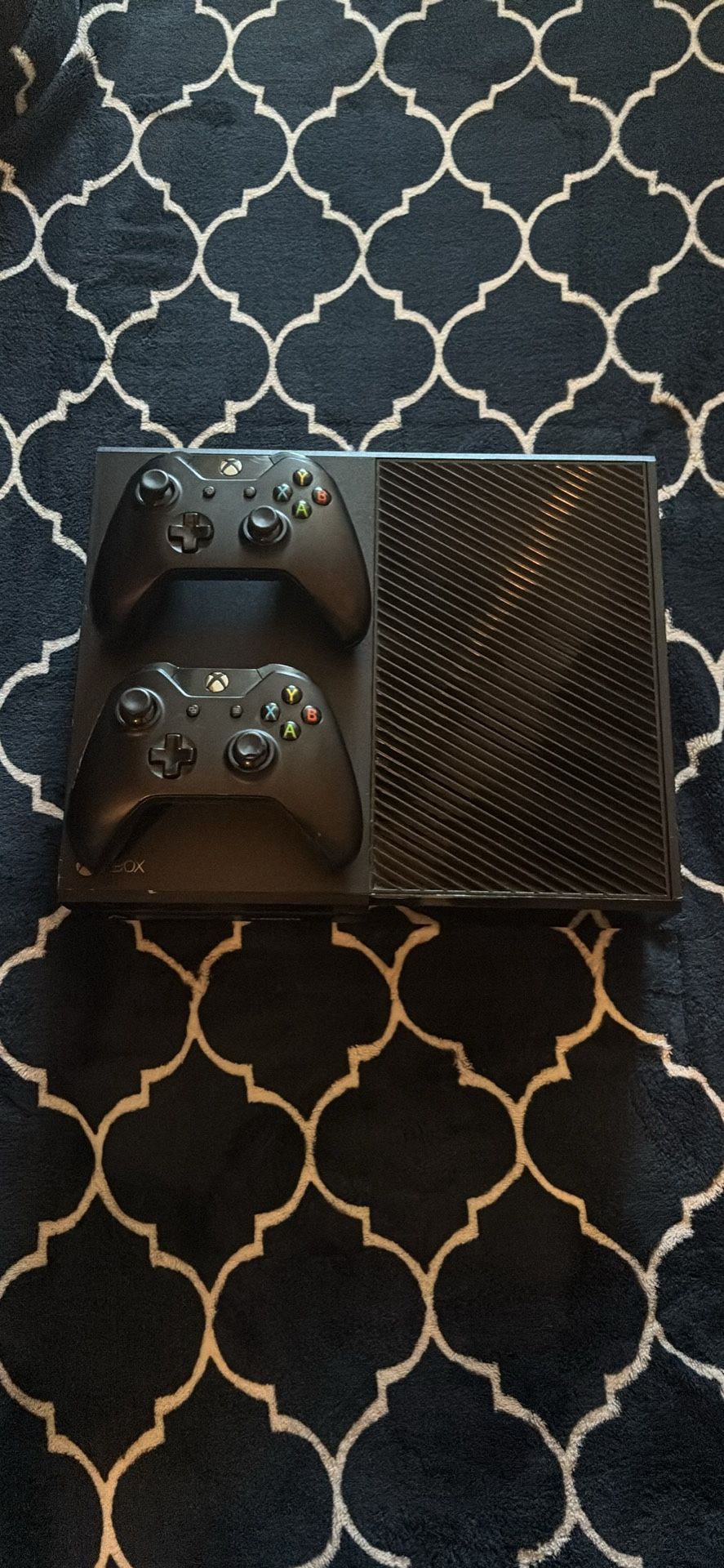 Xbox One Black
