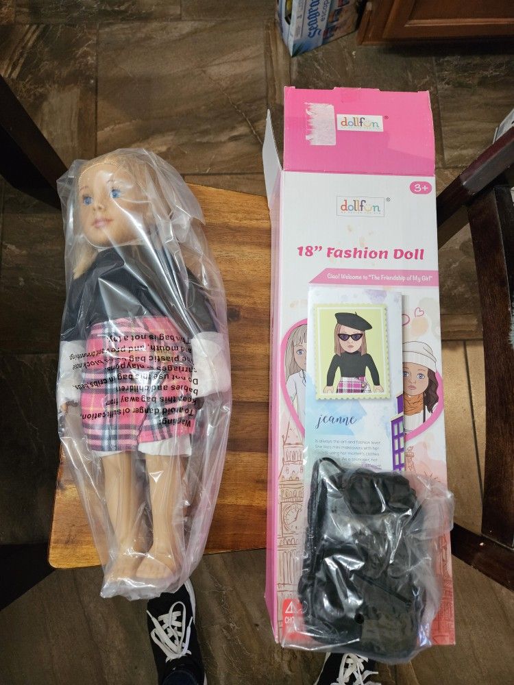 New Dollfun 18" Jeanne The College Girl Fashion Doll