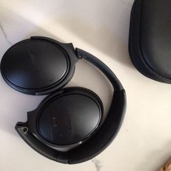 BOSE HEADPHONES 