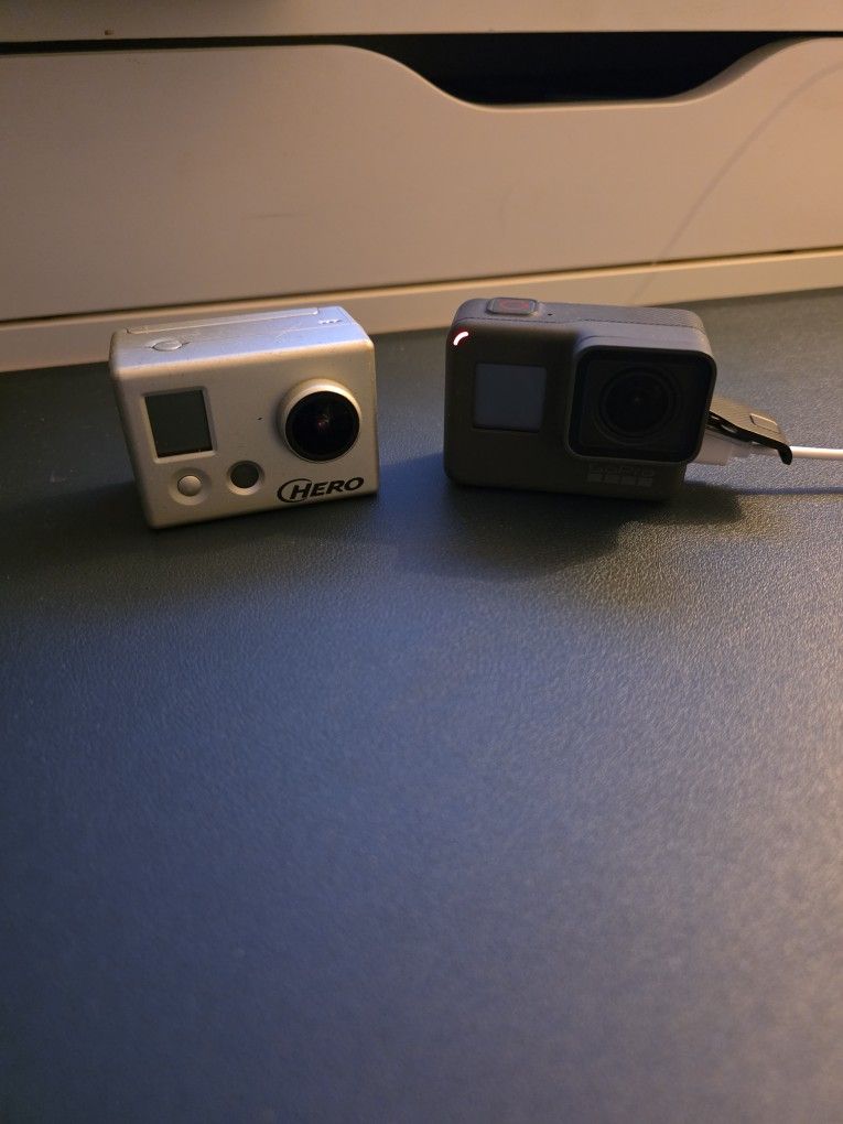 GoPro 5 And Go Pro Hero Package
