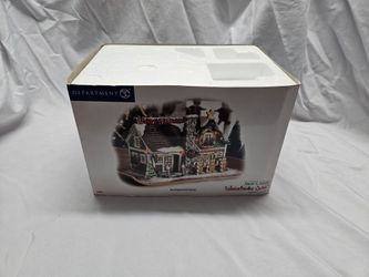 Department 56 Snow village Gingerbread House