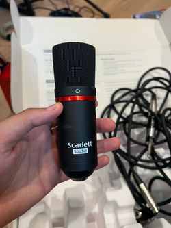 Scarlett Studio Microphone