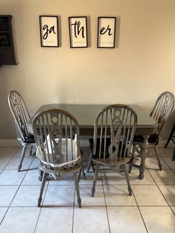 Dining room table