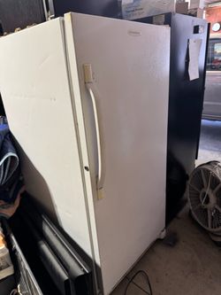 Freezer Frigidaire