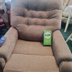 New Power Lift II Beige Power Lift Chair