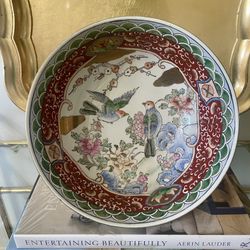 Vtg 9” W X 5” H Hand Painted Porcelain Chinoiserie Decorative Bowl w/Solid Wood Riser