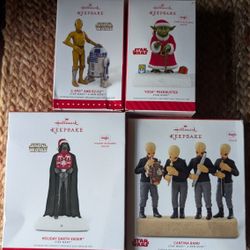 4 Hallmark Stars Wars Christmas Ornaments 