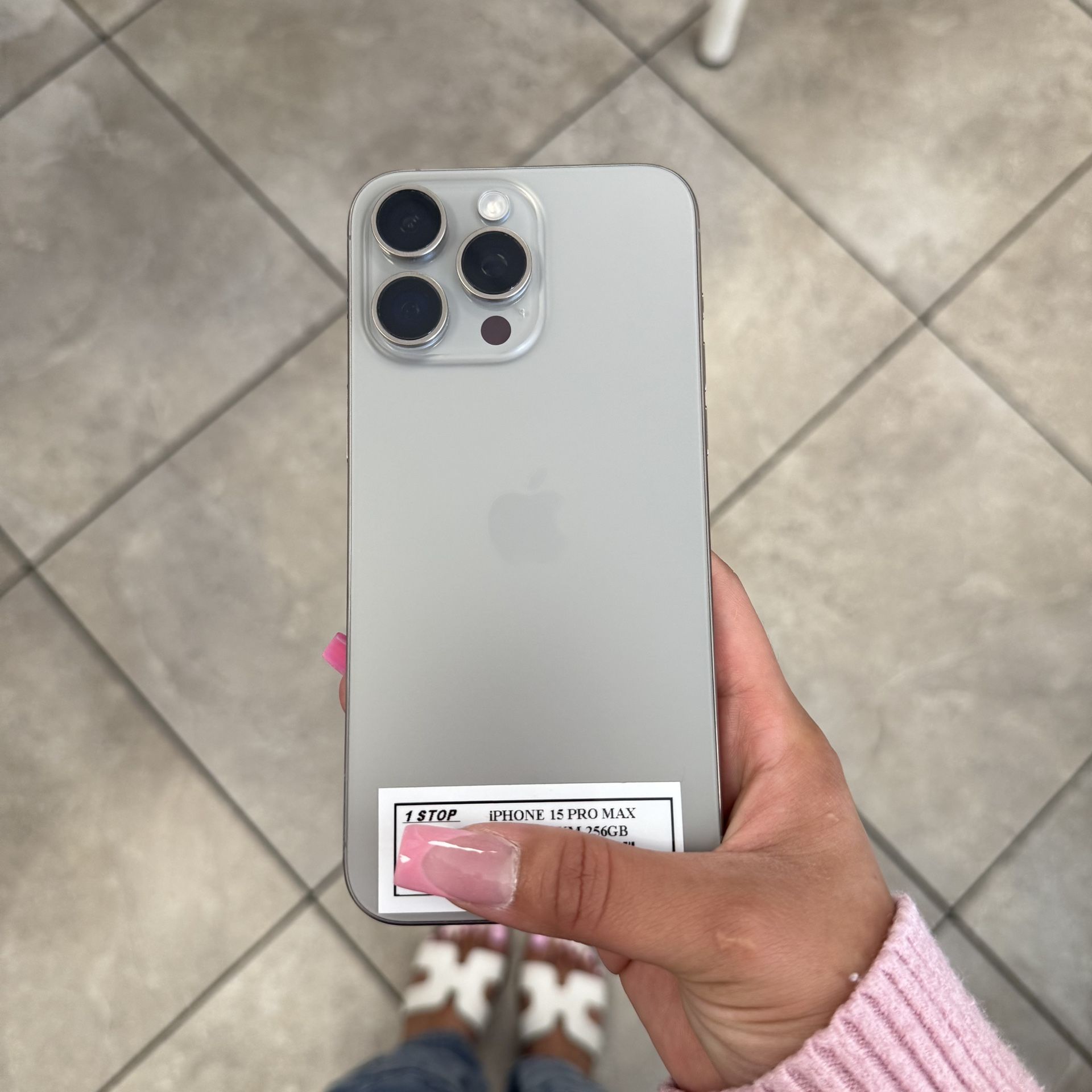 iPHONE 15 PRO MAX SPECTRUM MOBILE