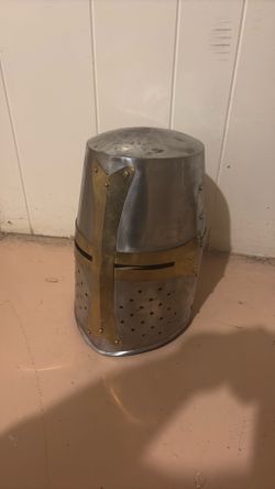 Crusader Helmet