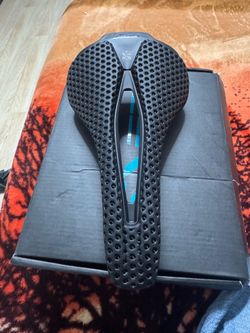 Bicycle saddle new RYET 3D