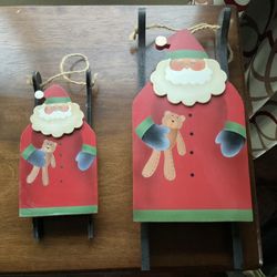 SANTA SLEDS 
