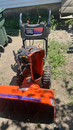 Husqvarna snowblower  10530SBE