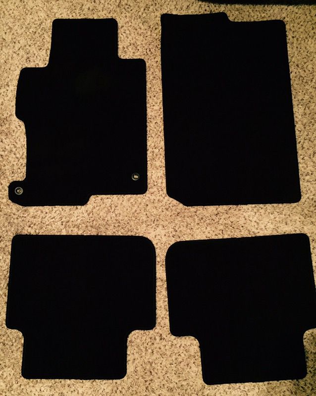 OEM 2013, 2014, 2015, or 2016 Honda Accord black floor mats (Part # PP, SBR)