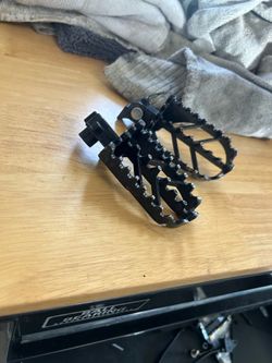 20 kinda new do not have mount it’s like 5$ on amazon no chips or dents great condition