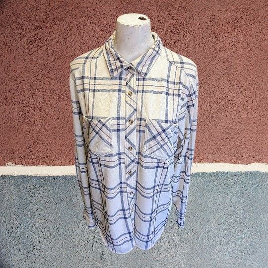 Women's Eden & Olivia Button Down Shirt